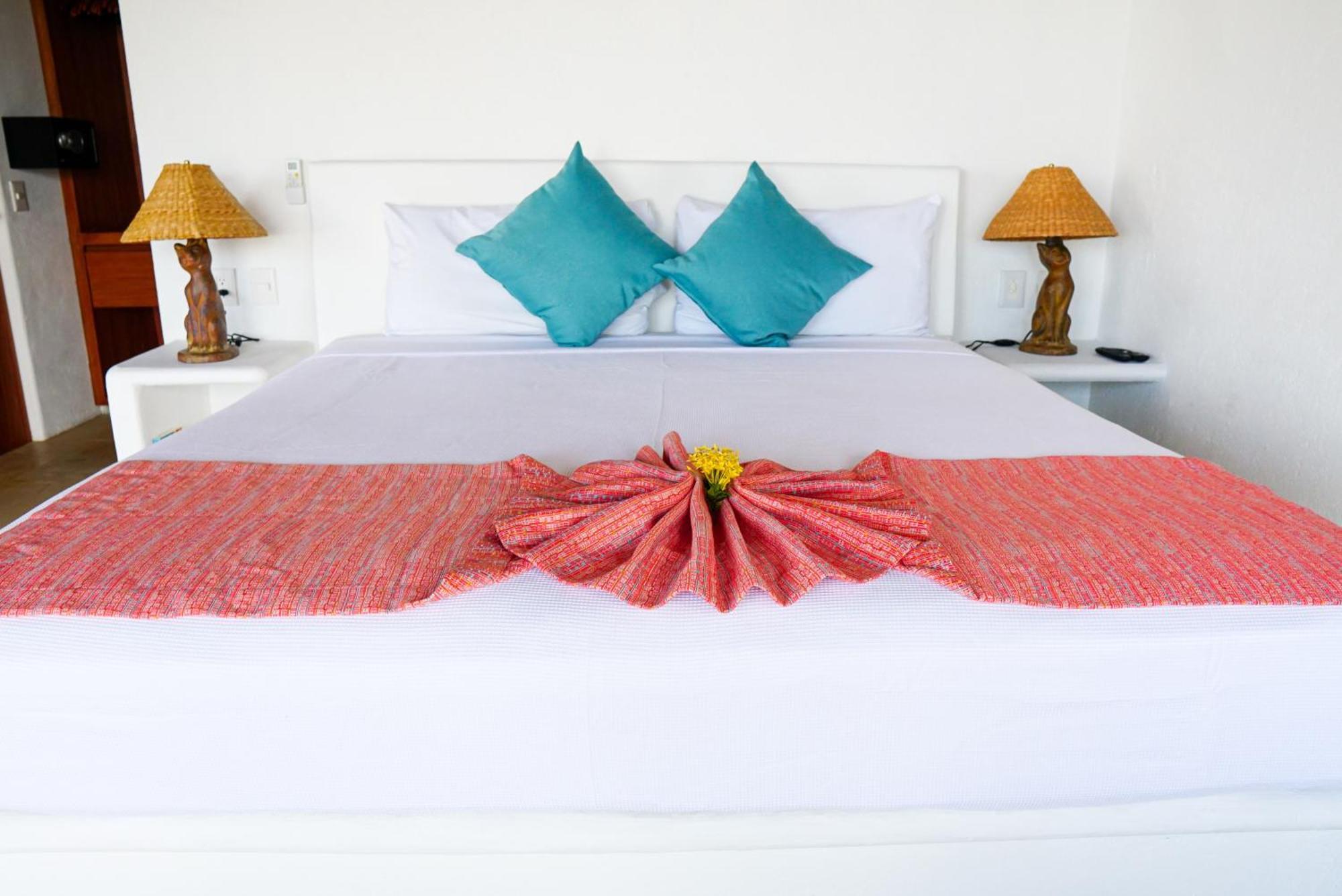 Villas San Sebastian Zihuatanejo Exterior photo