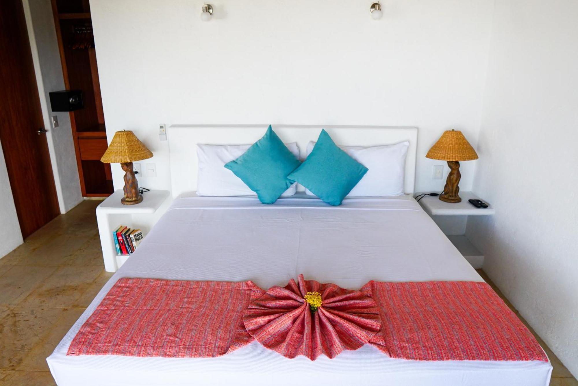 Villas San Sebastian Zihuatanejo Exterior photo